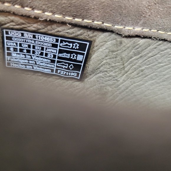 Ugg Varney Women's Size US 6 Gray Moccasin Suede Ankle Boho Bootie Shoes 1104653 - Picture 10 of 10